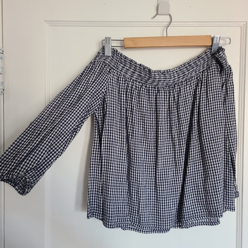 Old navy off the shoulder top